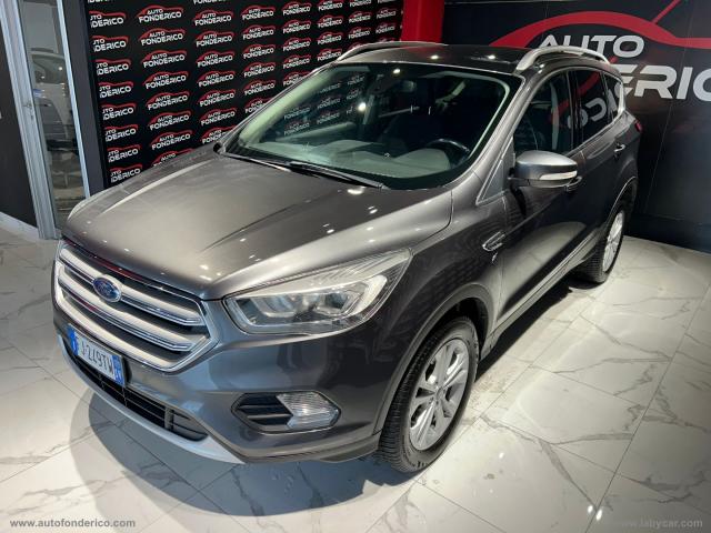 Auto - Ford kuga 1.5 tdci titanium