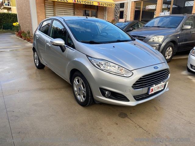 Auto - Ford fiesta 1.5 tdci 75 cv 5p. titanium