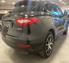 Auto - Maserati levante v6 diesel 275 cv awd