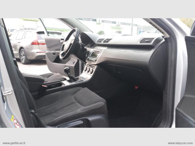 Auto - Volkswagen passat 2.0 16v tdi var. comfortline