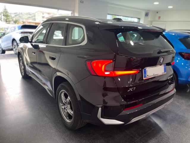 Auto - Bmw x1 sdrive18d xline edition essence