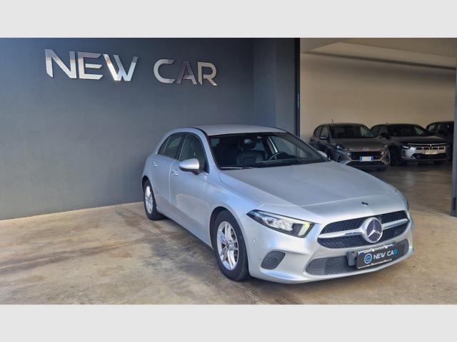 Auto - Mercedes-benz a 180 d business