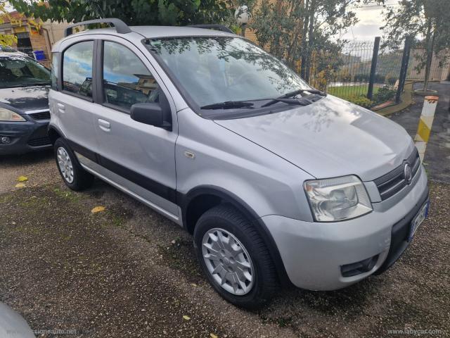 Auto - Fiat panda 1.2 4x4 climbing