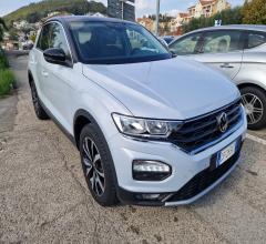 Auto - Volkswagen t-roc 1.0 tsi business bmt