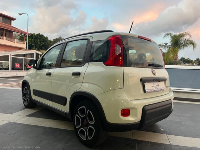 Auto - Fiat panda 1.0 firefly s&s hybrid city life