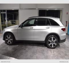 Auto - Mercedes-benz glc 220 d 4matic sport