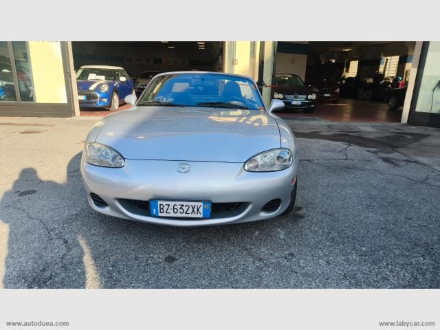 Auto - Mazda mx-5 1.6i 16v