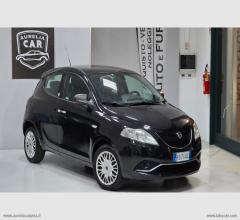 Auto - Lancia ypsilon 1.2 69 cv 5p. gpl ecochic silver