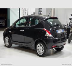 Auto - Lancia ypsilon 1.2 69 cv 5p. gpl ecochic silver