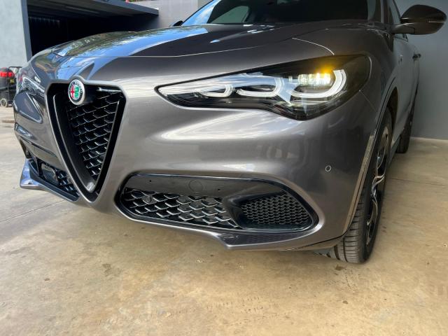 Auto - Alfa romeo stelvio 2.2 t.diesel 210cv at8 q4 veloce