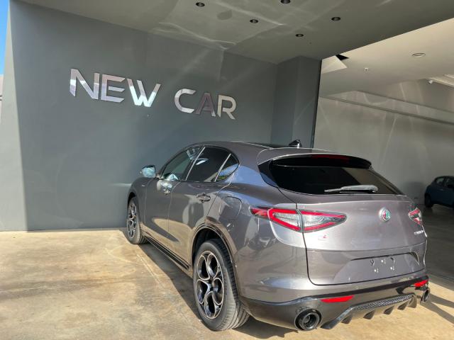 Auto - Alfa romeo stelvio 2.2 t.diesel 210cv at8 q4 veloce