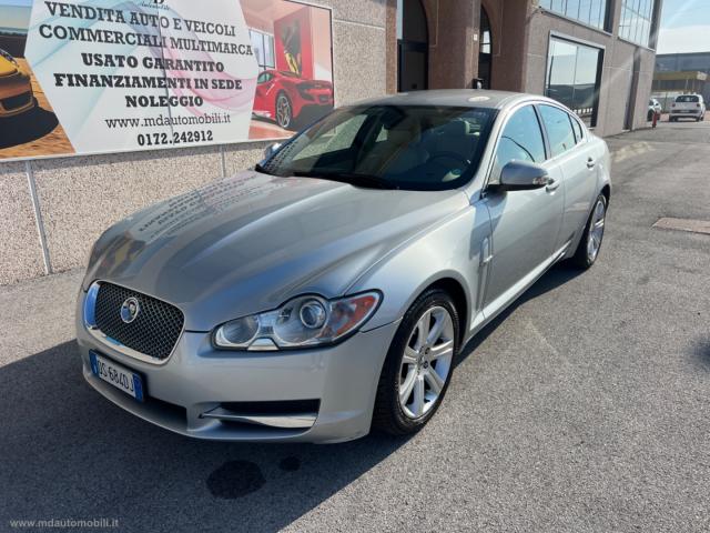 Jaguar xf 2.7d v6 luxury