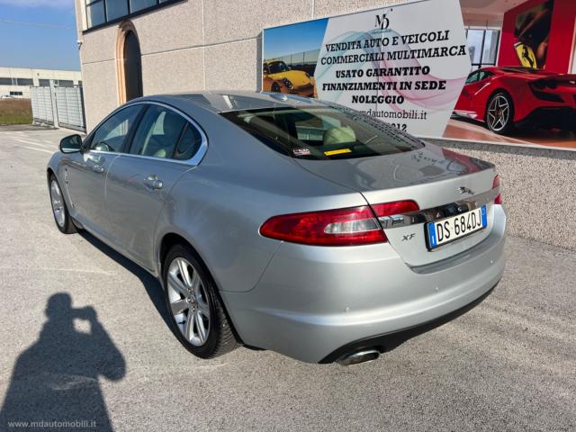 Auto - Jaguar xf 2.7d v6 luxury