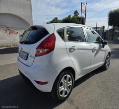 Auto - Ford fiesta+ 1.4 5p. bz.- gpl