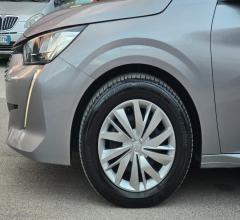 Auto - Peugeot 208 bluehdi 100 s&s 5p. allure