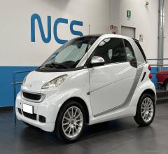 Smart fortwo 1000 52 kw mhd coupÃ© pulse