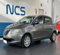 Lancia ypsilon 1.2 69 cv 5p. gpl ecochic silver