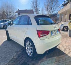 Auto - Audi a1 spb 1.6 tdi 105 cv attraction