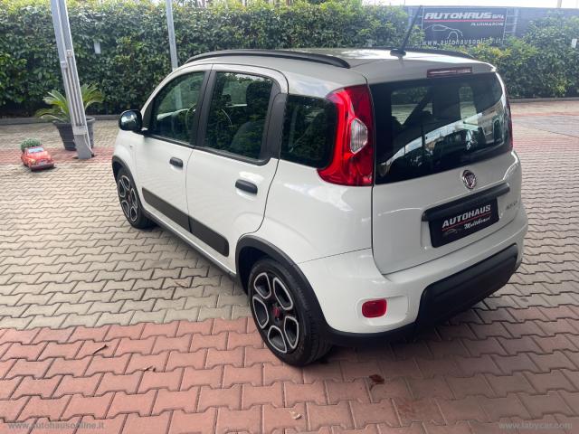 Auto - Fiat panda 1.0 firefly s&s hybrid city life