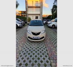 Lancia ypsilon 1.2 69 cv 5p. gpl ecochic silver