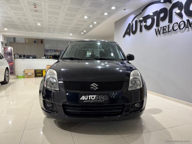 Auto - Suzuki swift 1.3 4x4 5p. gl