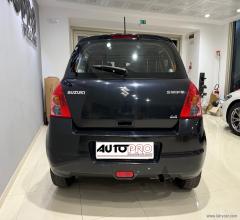 Auto - Suzuki swift 1.3 4x4 5p. gl