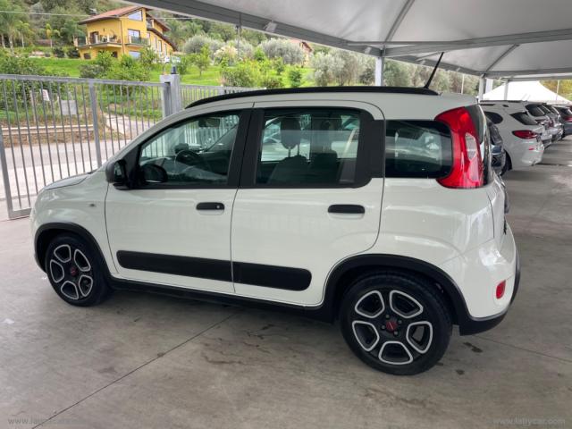 Auto - Fiat panda 1.0 firefly s&s hybrid city life