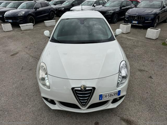 Auto - Alfa romeo giulietta 2.0 jtdm-2 140 cv distinctive