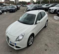 Auto - Alfa romeo giulietta 2.0 jtdm-2 140 cv distinctive