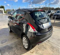 Auto - Lancia ypsilon 1.2 69 cv 5p. gold