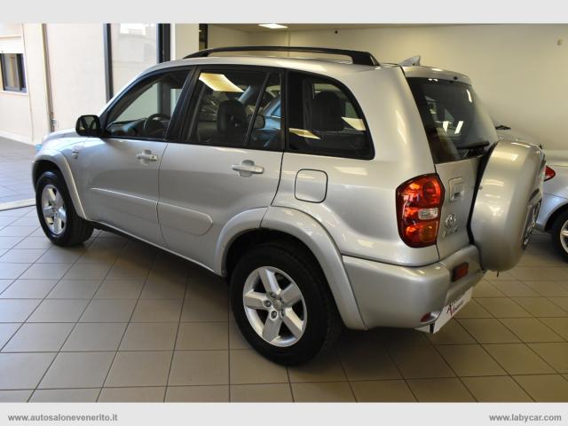 Auto - Toyota rav4 2.0 tdi d-4d 5p. sol