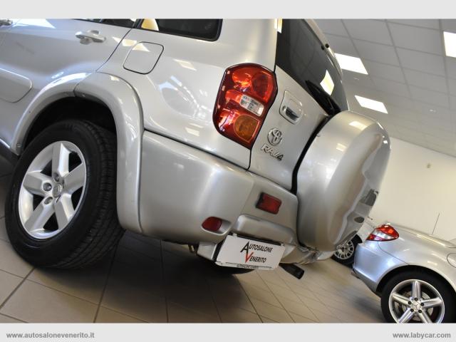 Auto - Toyota rav4 2.0 tdi d-4d 5p. sol