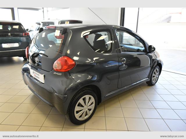 Auto - Toyota aygo 1.0 vvt-i 3p. sol