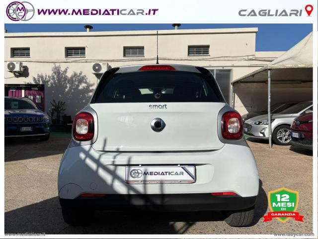 Auto - Smart forfour 70 1.0 youngster