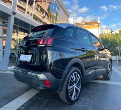 Auto - Peugeot 3008 bluehdi 130 s&s eat8 business