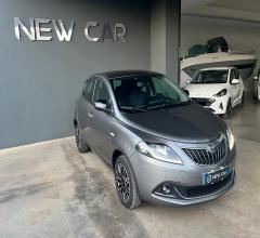 Auto - Lancia ypsilon 1.0 firefly 5p.s&s hyb. platino