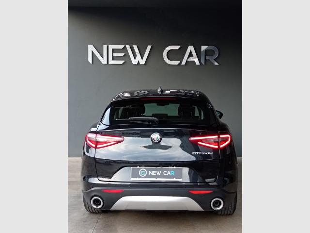 Auto - Alfa romeo stelvio 2.2 t.diesel 190cv at8 rwd bus.