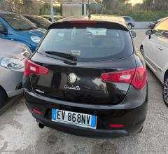 Auto - Alfa romeo giulietta 1.6 jtdm-2 105 cv progression