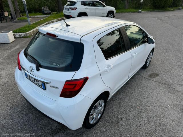 Auto - Toyota yaris 1.4 d-4d 5p. cool