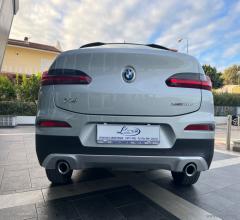 Auto - Bmw x4 xdrive20d business advantage