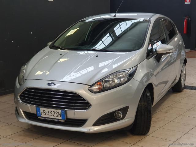 Auto - Ford fiesta 1.4 5p. bz.- gpl