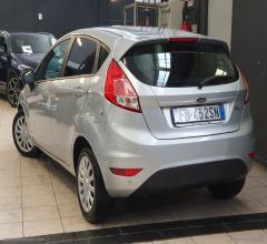 Auto - Ford fiesta 1.4 5p. bz.- gpl