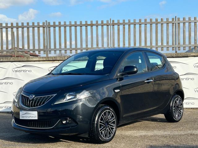 Auto - Lancia ypsilon 1.0 firefly 5p.s&s hyb. eco gold