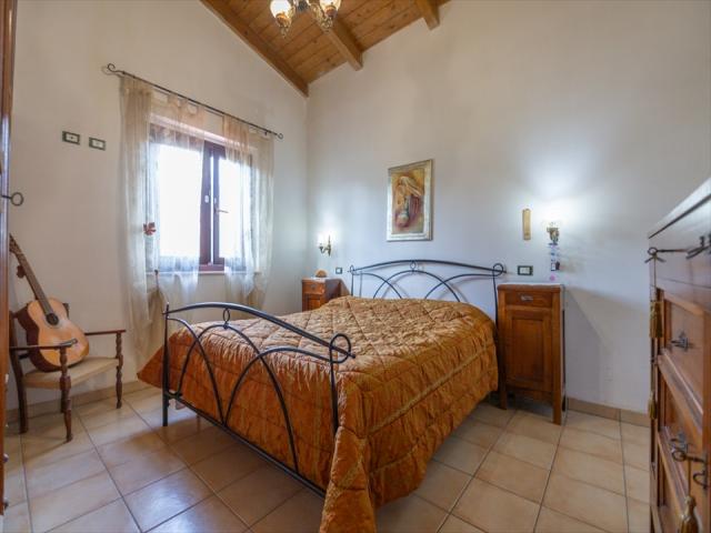 Appartamenti in Vendita - Villa in vendita a vicoli periferia