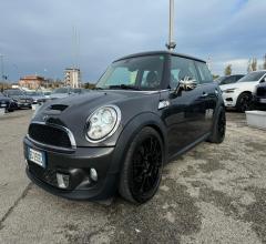 Auto - Mini mini 1.6 16v cooper s chili