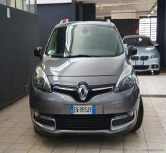 Auto - Renault scÃ©nic 1.5 dci 110 cv limited 7 posti