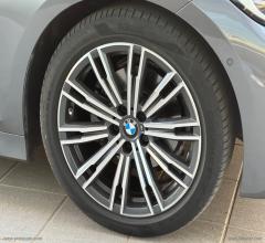 Auto - Bmw 320d touring msport