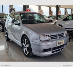 Auto - Volkswagen golf 1.8 t 20v 3p. gti