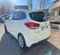 Auto - Kia carens 1.7 crdi 115 cv class