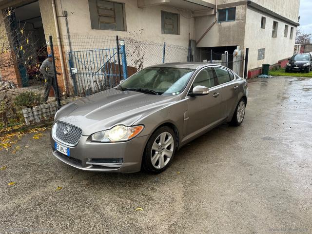 Jaguar xf 2.7d v6 luxury